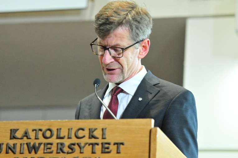 Uniwersytet w służbie prawdzie