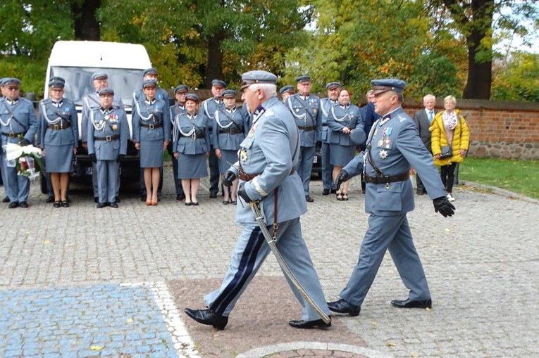 Tablica poświęcona św. Janowi Pawłowi II na wschowskiej farze
