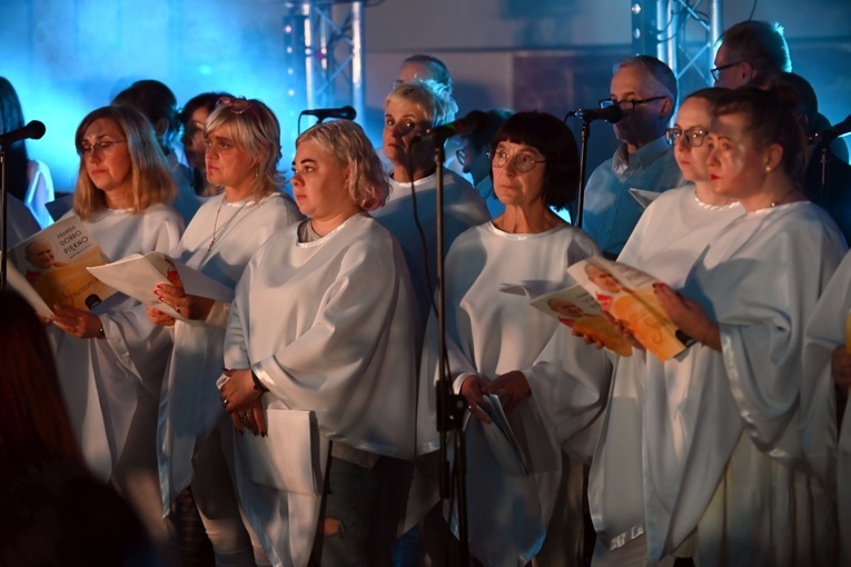 Koncert Papieski w Nowej Rudzie-Słupcu