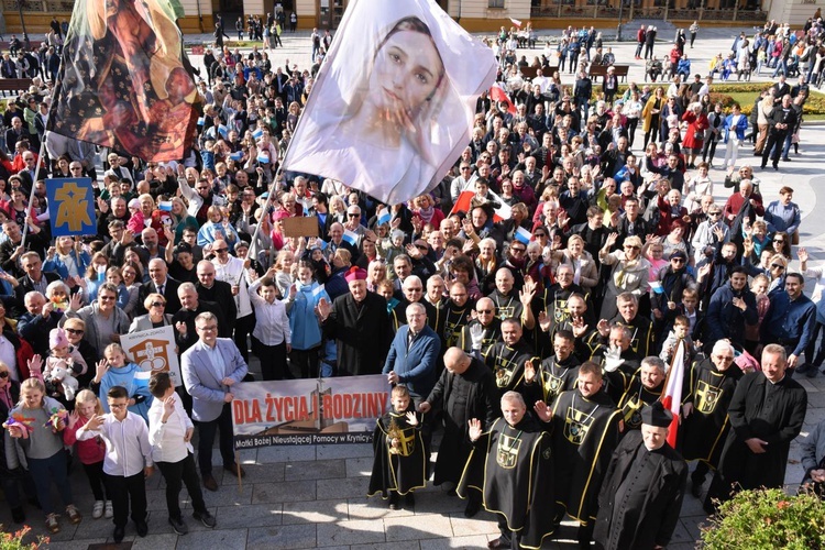 Diecezjalny Różaniec dla życia i rodziny