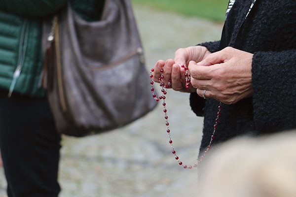 Wielkim niepokojem osób, które są skupione w parafialnych różach, jest brak następców, zwłaszcza młodych.