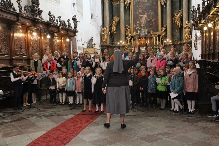 20-lecie Niepublicznej Szkoły Podstawowej Sióstr Salezjanek