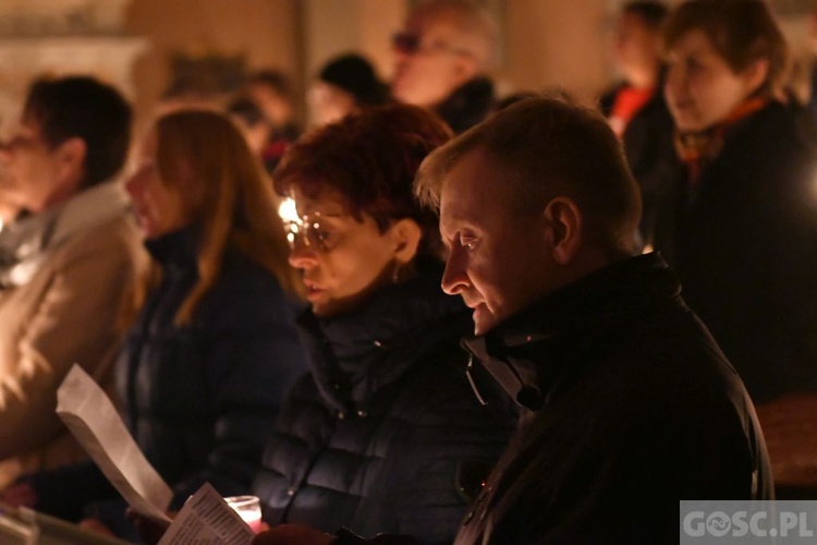 W paradyskim sanktuarium rozpoczął się Akatyst ku czci Bogurodzicy