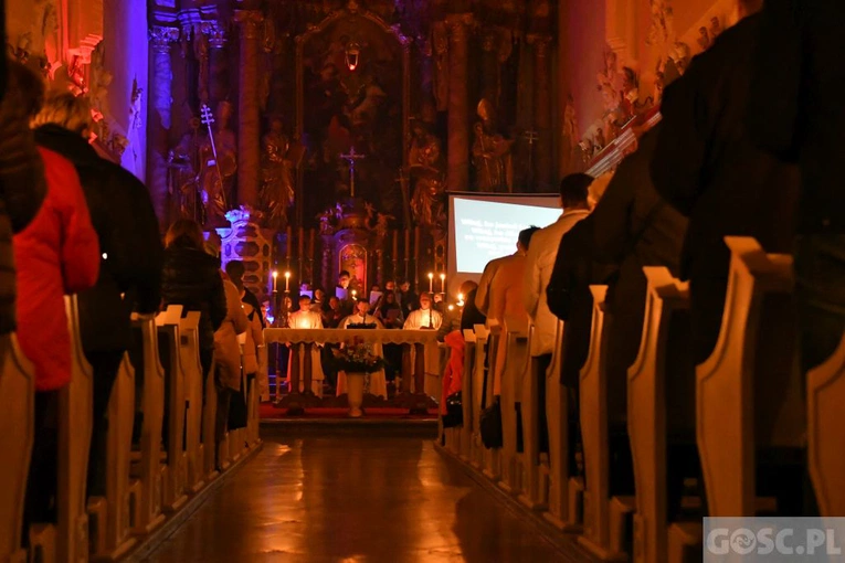 W paradyskim sanktuarium rozpoczął się Akatyst ku czci Bogurodzicy