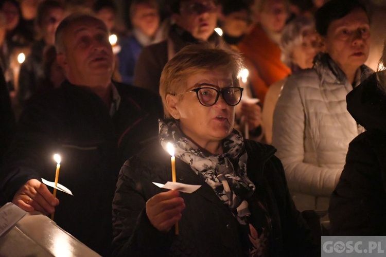 W paradyskim sanktuarium rozpoczął się Akatyst ku czci Bogurodzicy