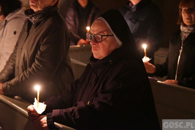 W paradyskim sanktuarium rozpoczął się Akatyst ku czci Bogurodzicy