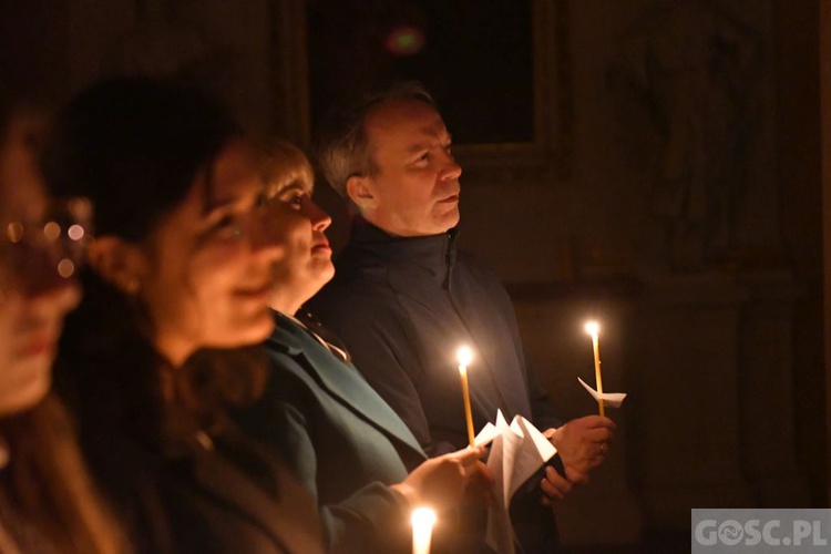 W paradyskim sanktuarium rozpoczął się Akatyst ku czci Bogurodzicy