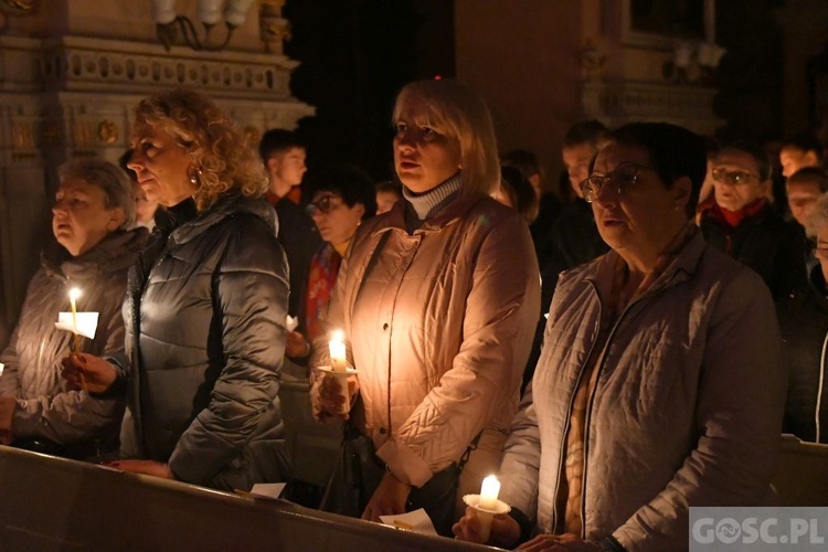 W paradyskim sanktuarium rozpoczął się Akatyst ku czci Bogurodzicy