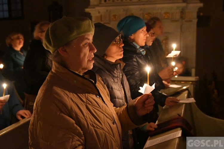 W paradyskim sanktuarium rozpoczął się Akatyst ku czci Bogurodzicy