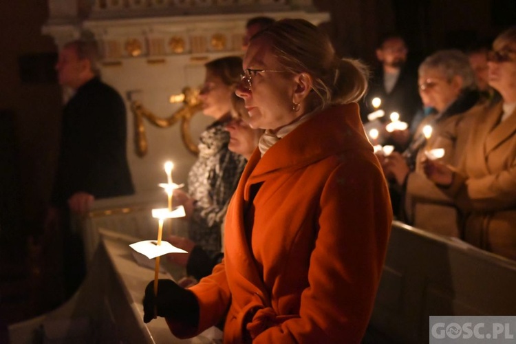 W paradyskim sanktuarium rozpoczął się Akatyst ku czci Bogurodzicy