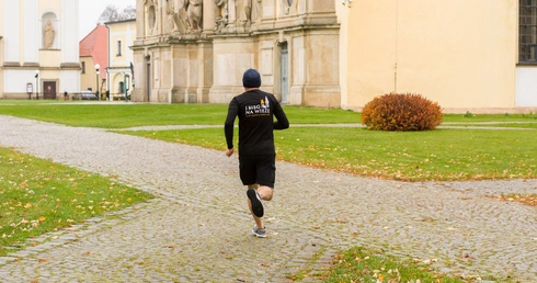 Krzeszów. I Bieg na wieżę