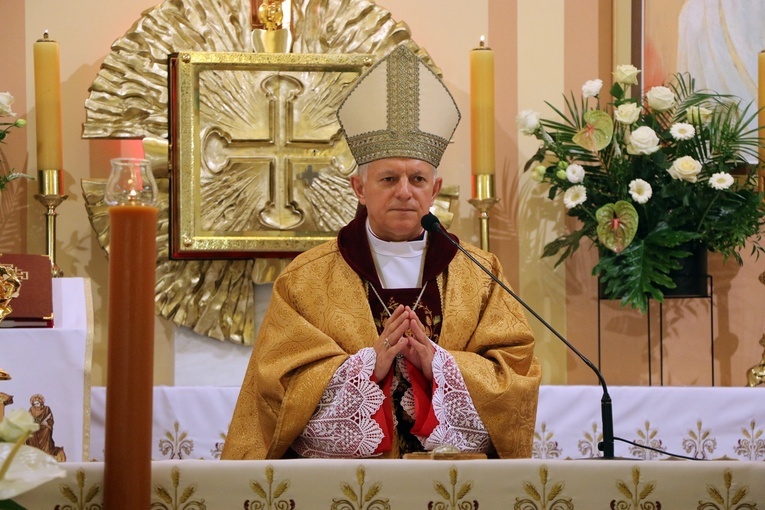 Wprowadzenie relikwii bł. Jakuba Strzemię i zakończenie roku jubileuszowego w Obornikach Śląskich