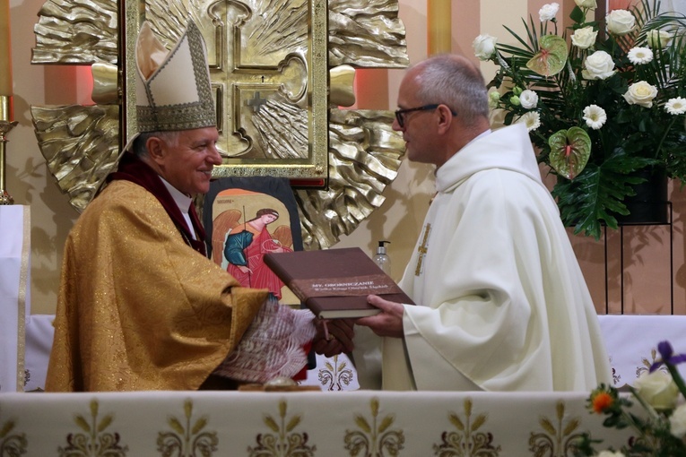 Wprowadzenie relikwii bł. Jakuba Strzemię i zakończenie roku jubileuszowego w Obornikach Śląskich