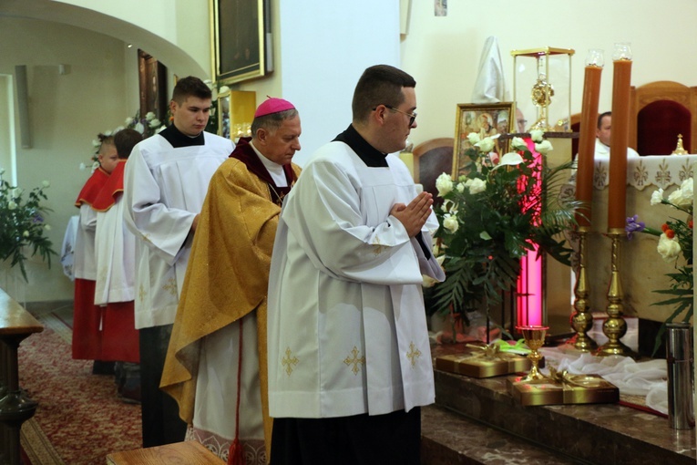 Wprowadzenie relikwii bł. Jakuba Strzemię i zakończenie roku jubileuszowego w Obornikach Śląskich
