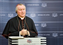 Kard. Parolin: telewizja EWTN powinna zachowywać jedność z papieżem