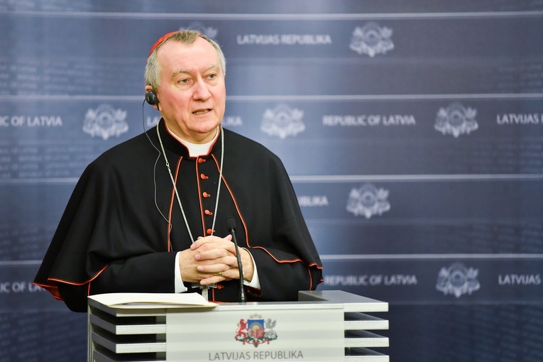 Kard. Parolin o watykańskiej misji w sprawie pokoju na Ukrainie: Są nowości, ale "naturalnie na poziomie poufnym"