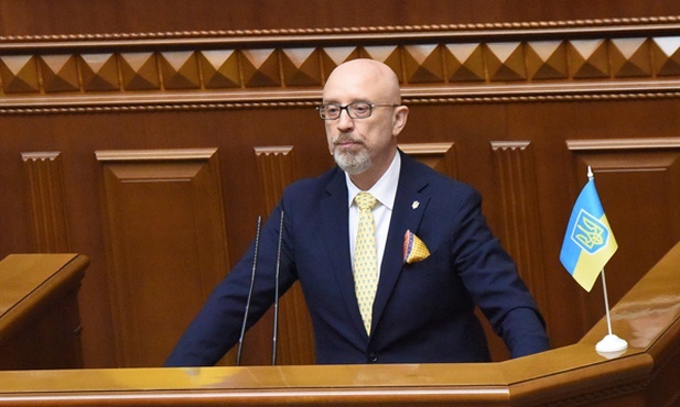 Minister obrony Ukrainy: w związku z oskarżeniami Rosji zapraszamy misje obserwacyjne ONZ i MAEA