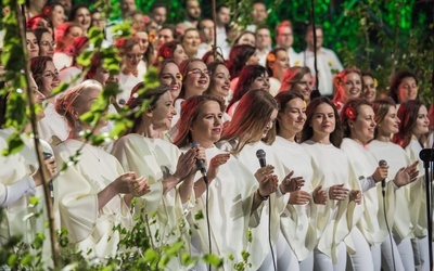 Ponad 1000 artystów, 350 piosenek w ciągu 20 lat. „Piosenki brzmią tu inaczej”