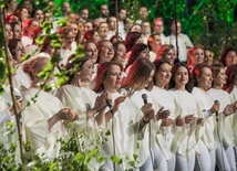 Ponad 1000 artystów, 350 piosenek w ciągu 20 lat. „Piosenki brzmią tu inaczej”