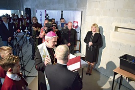Bp Krzysztof Nitkiewicz pomodlił się w intencji zgromadzonych i prowadzonego przedsięwzięcia. 