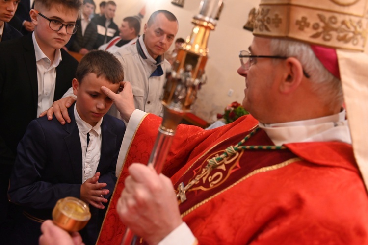 Wizytacja i bierzmowanie w Witoszowie Dolnym