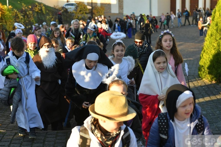 Zielona Góra. Korowód Wszystkich Świętych