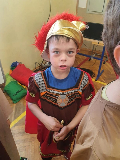Święci balują w niebie