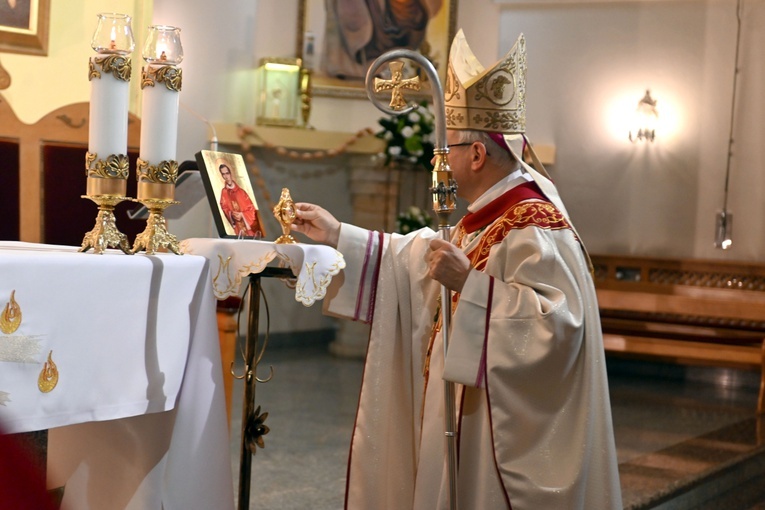 Świdnica. Wizytacja w parafii Ducha Świętego