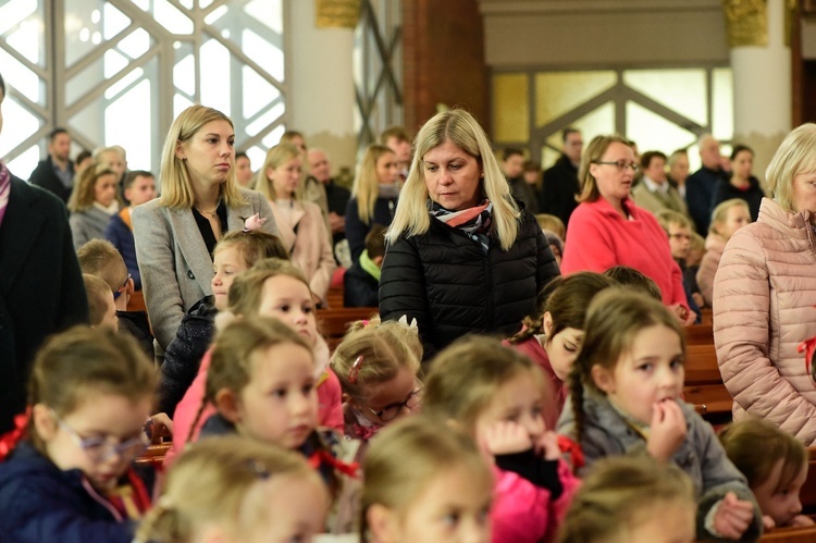 Olsztyn. 25-lecie Katolickiego Zespołu Edukacyjnego im. Świętej Rodziny