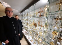 Sanktuarium na Kole otrzymało relikwiarium prawie 200 świętych i błogosławionych