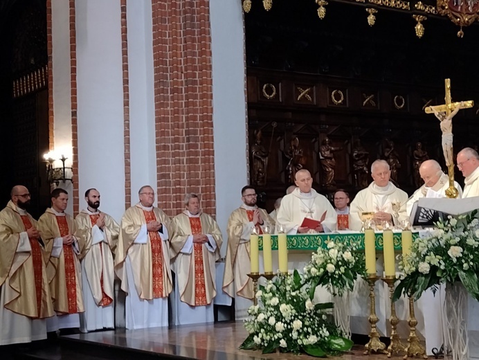 Proboszcz i parafianie z Rumi nagrodzeni za pomoc misyjną