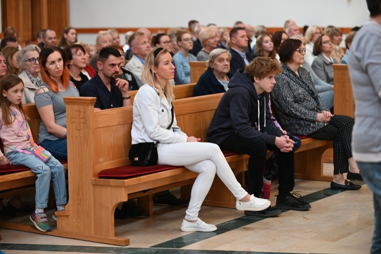 Wizytacja u NMP Królowej Polski w Świdnicy