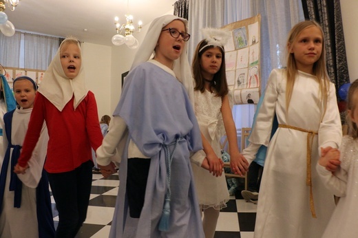 Bal Wszystkich Świętych w zamku w Oleśnicy