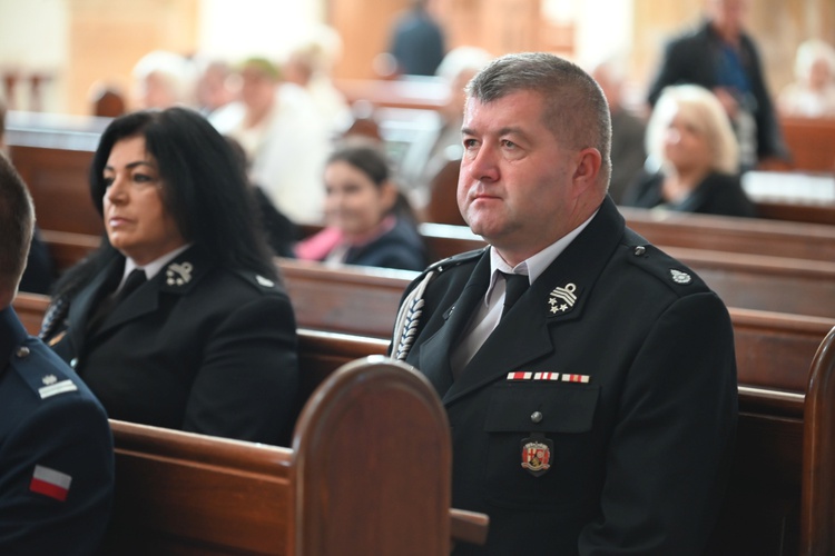 Strzegom. Odsłonięcie pomnika ofiar katastrofy smoleńskiej