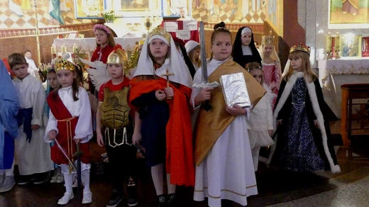 Korowód Świętych w parafii św. Michała Archanioła w Leśnej - 2022