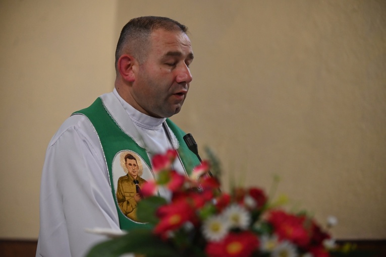 Świdnica. Wspominali zmarłych harcerzy i instruktorów