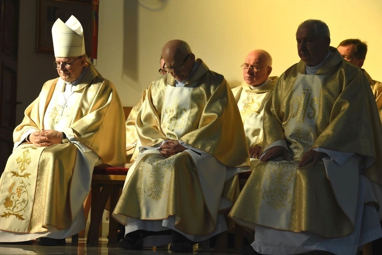 Dedykacja kościoła w Długołęce Świerkli