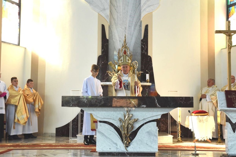 Dedykacja kościoła w Długołęce Świerkli