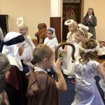 U salezjanek w Pieszycach też balowali święci