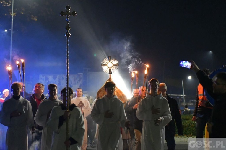 Świebodzin. Bal i Marsz Świętych ze Świętymi
