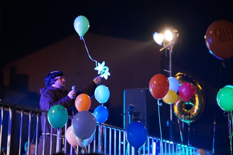 Marsz Wszystkich Świętych w Kątach Wrocławskich