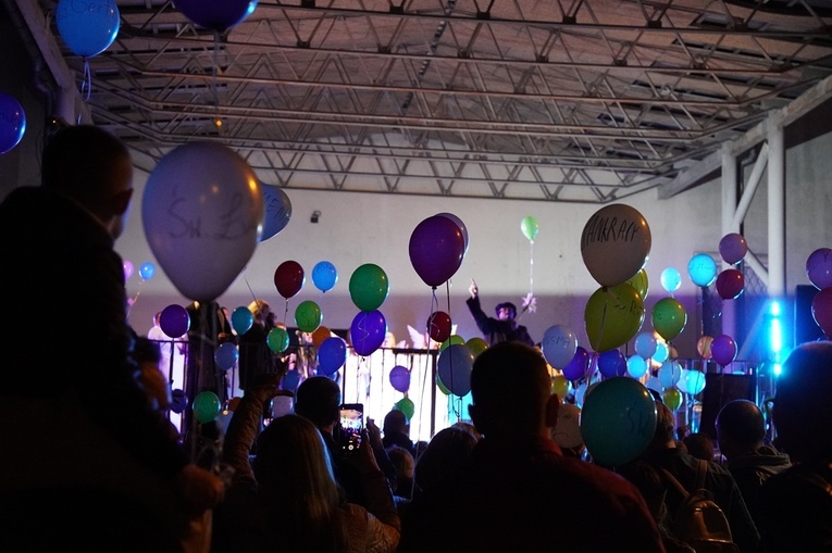 Marsz Wszystkich Świętych w Kątach Wrocławskich