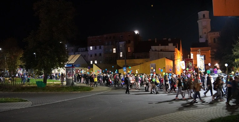 Marsz Wszystkich Świętych w Kątach Wrocławskich