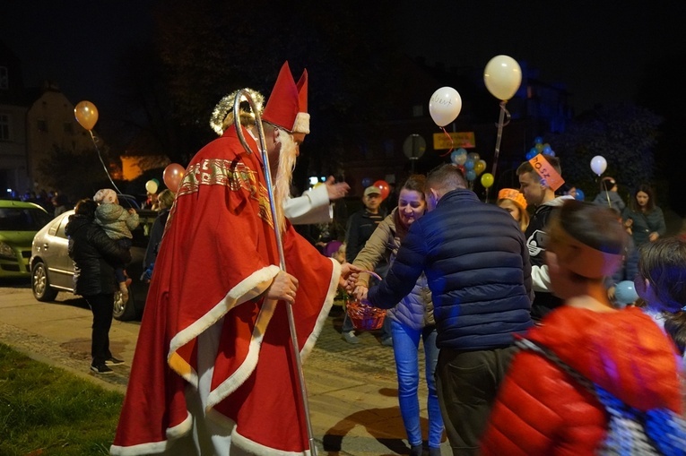 Marsz Wszystkich Świętych w Kątach Wrocławskich