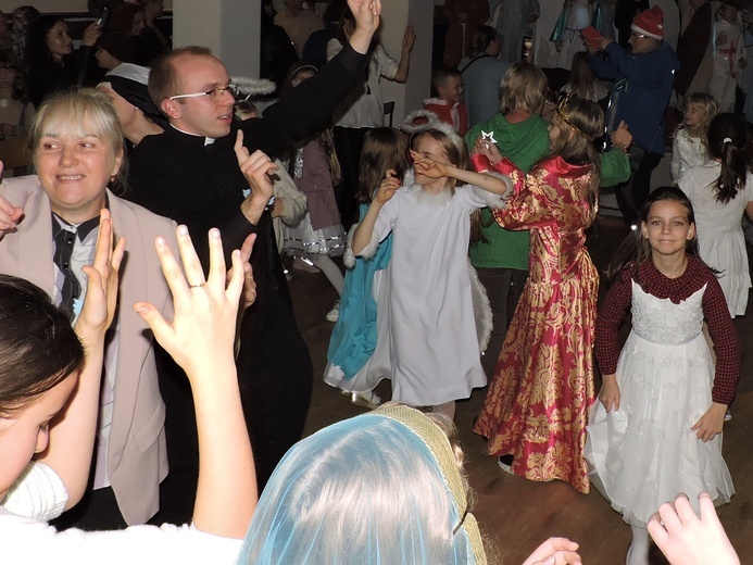 Bal Świętych w Żychlinie