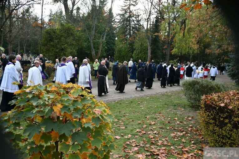 Gorzów Wlkp. Obchody Wszystkich Świętych 