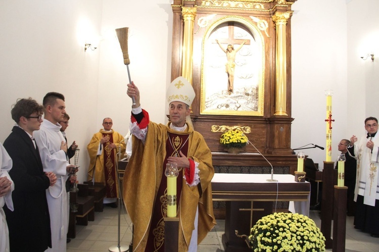 Wojnicz. Poświęcenie odnowionej kaplicy