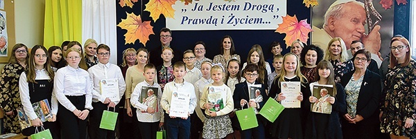 ►	Uczestnicy konkursowych zmagań.