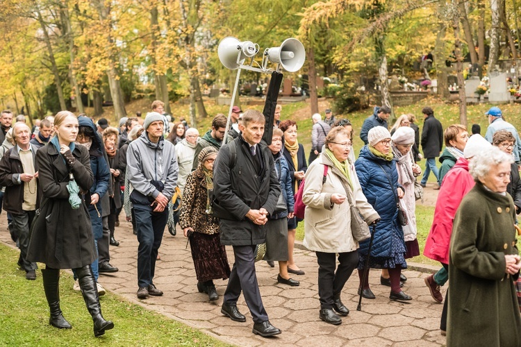 Modlitwa na cmentarzu Srebrzysko 2022