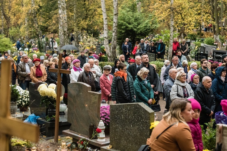 Modlitwa na cmentarzu Srebrzysko 2022